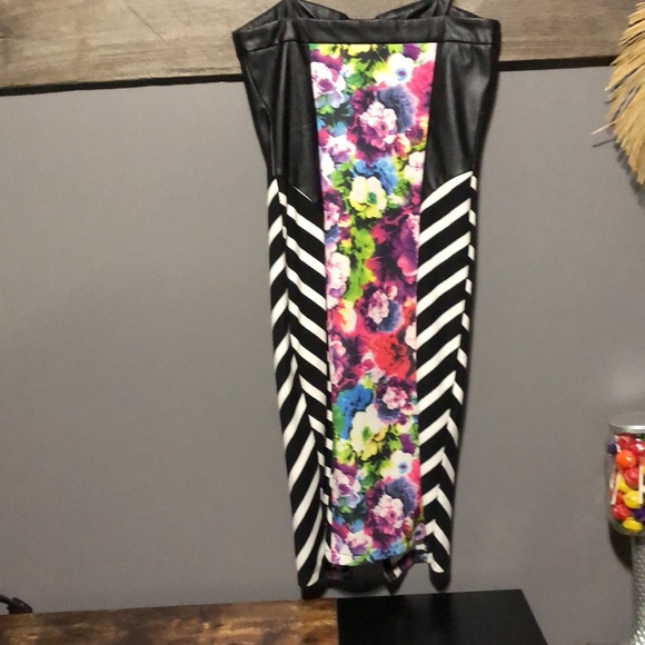 NWOT Mustard Seed funky floral striped strapless dress - Picture 8 of 9